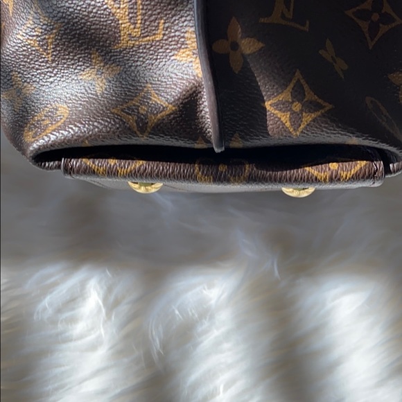 **SOLD Authentic Louis Vuitton Monogram Métis - Picture 7 of 8